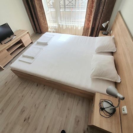 Таня 8 Apartment Pomorie Exterior photo